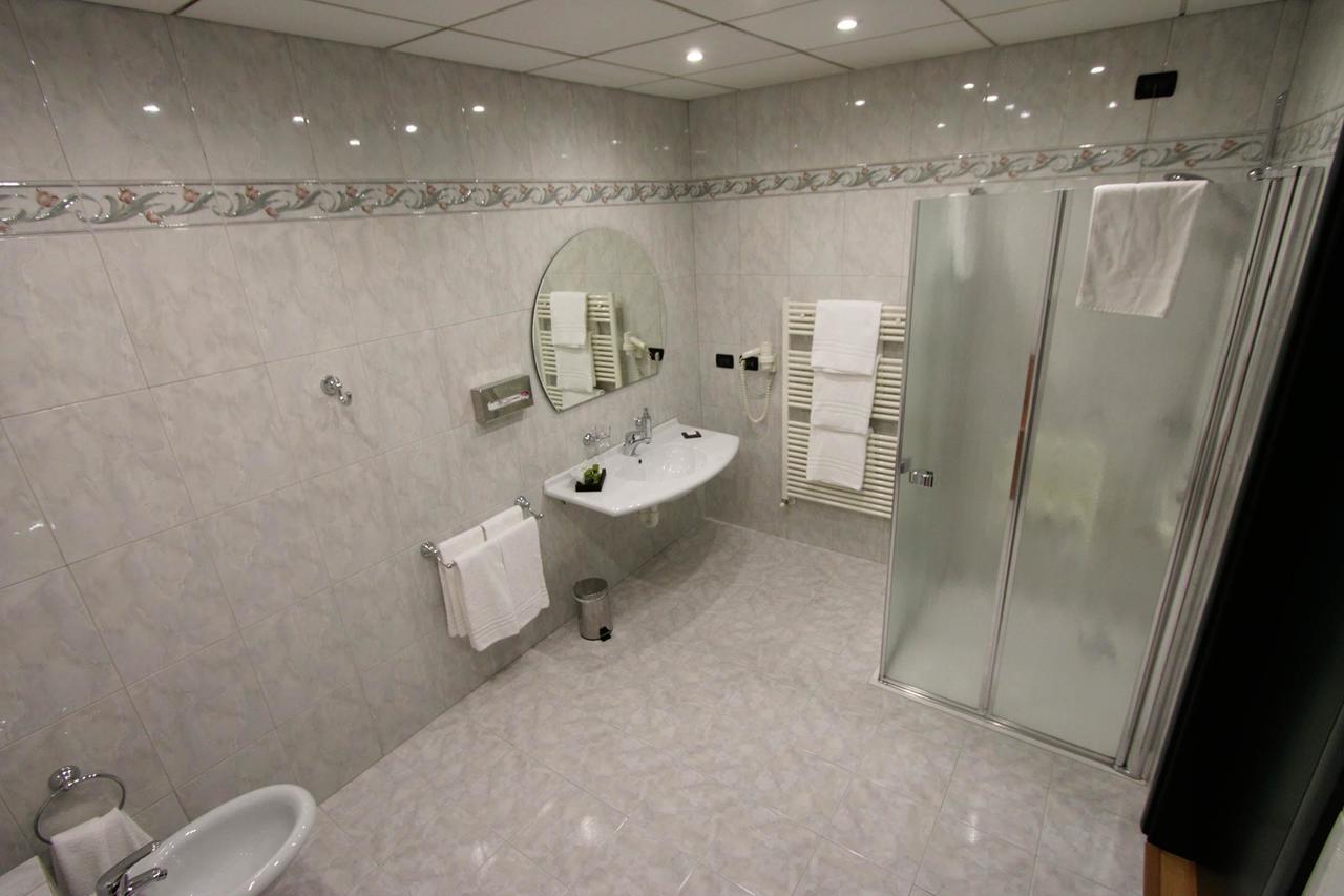 Europa Hotel 3*